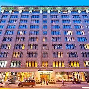 Le Square Phillips Hôtel&suites Montréal