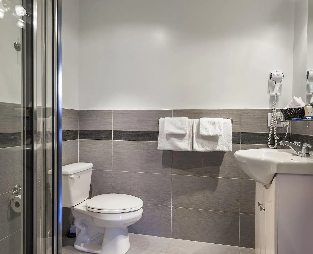 Hotel Quartier Des Spectacles Montreal 2*,  Canada