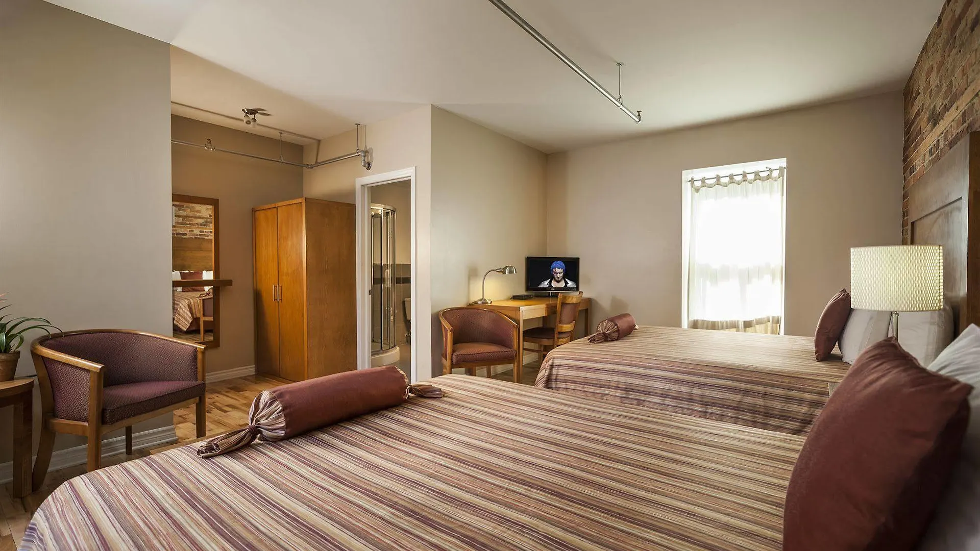 Hotel Quartier Des Spectacles Montreal 2*,