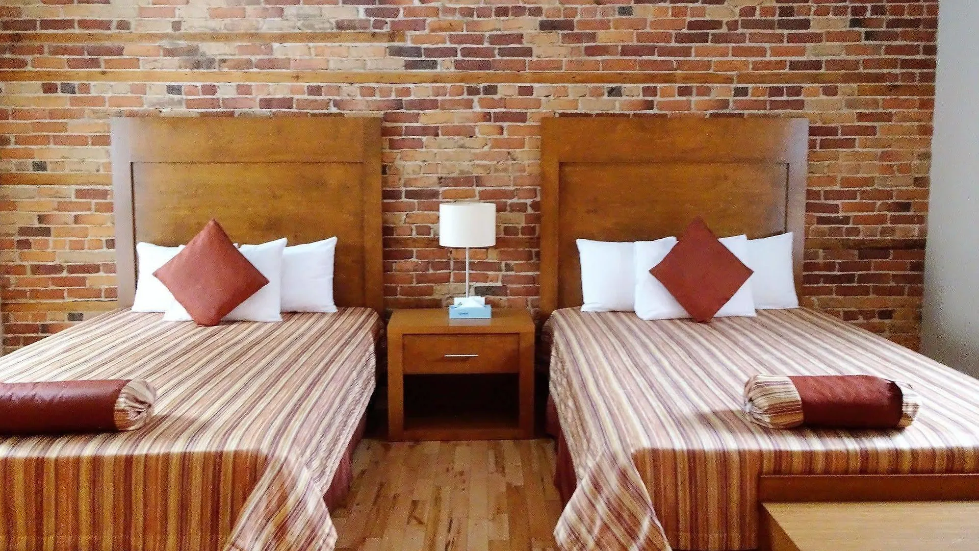 Hotel Quartier Des Spectacles Montreal